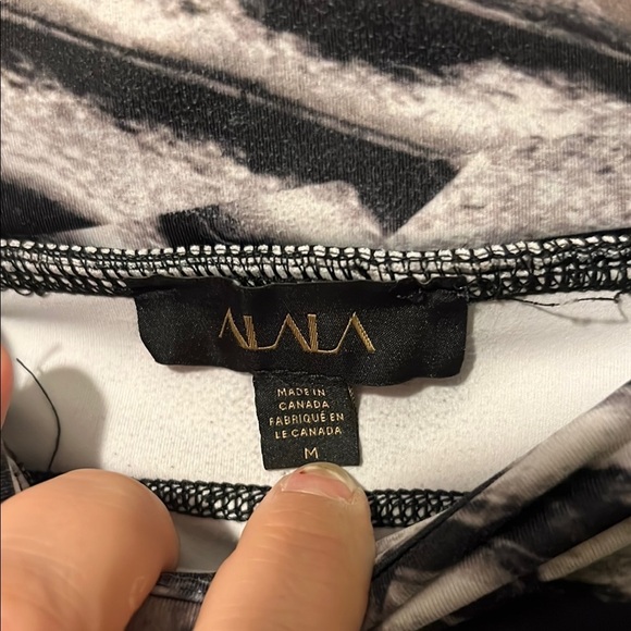 Alala Monochrome Patterned Ankle Womens Medium Leggings - Picture 2 of 5